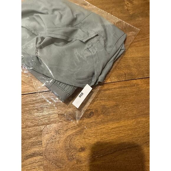 Nike Women's Tempo Luxe 5" Running Shorts (CZ9576-084) Size XS - Picture 4 of 7